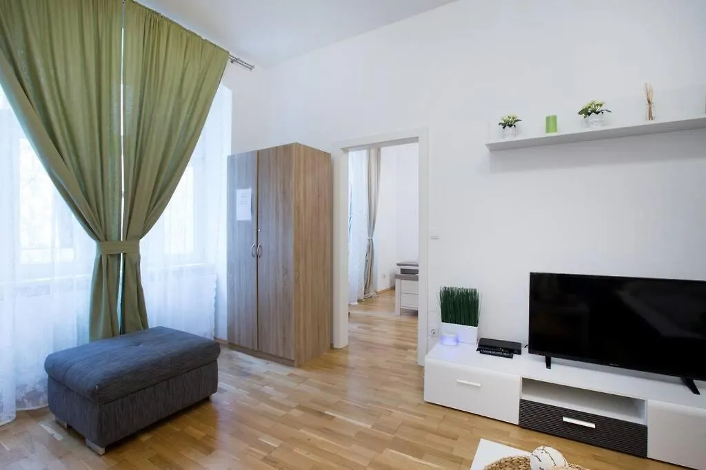 Relax Apartment Vienna City Center 0*,  Austria