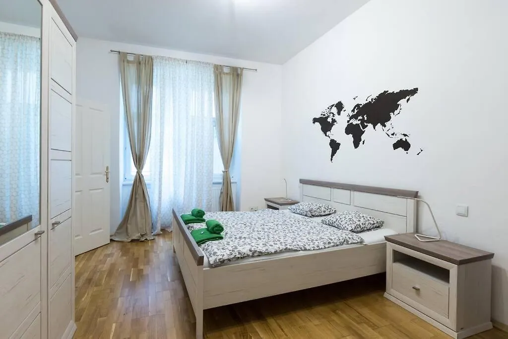 Relax Apartment Vienna City Center 0*,